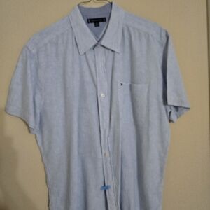 Tommy Hilfiger Men's Blue Striped Button Down Shirt